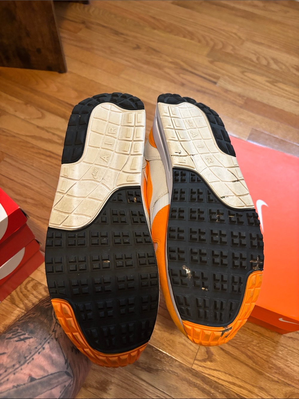 Nike Air Max '86 OG golf White and Orange Low-Top Sneakers - Picture 8 of 11
